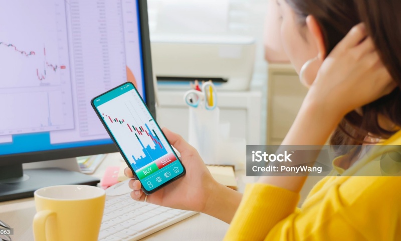 如何理解加密货币市场中的市场博弈?市场博弈中的机会与风险